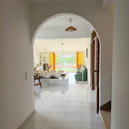Casa vacanze 4-bedroom 15 Min To Albufeira, Pool&ac