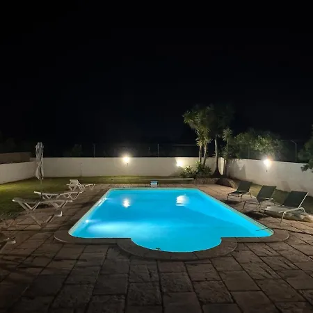 4-bedroom 15 Min To Albufeira, Pool And Ac