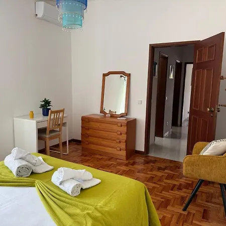 4-bedroom 15 Min To Albufeira, Pool And Ac *