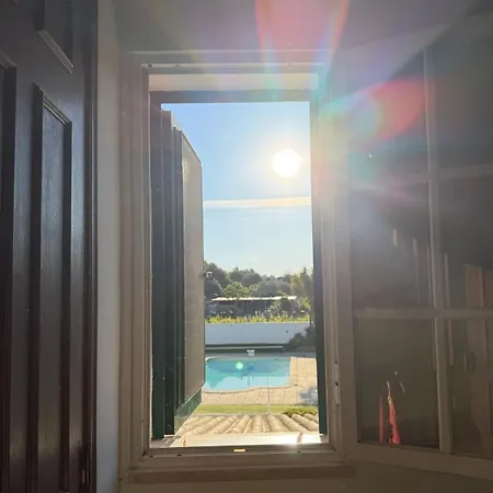 Prázdninový dům 4-bedroom 15 Min To Albufeira, Pool And Ac
